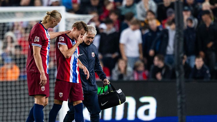 Auch Haaland kann Ödegaard nicht trösten.