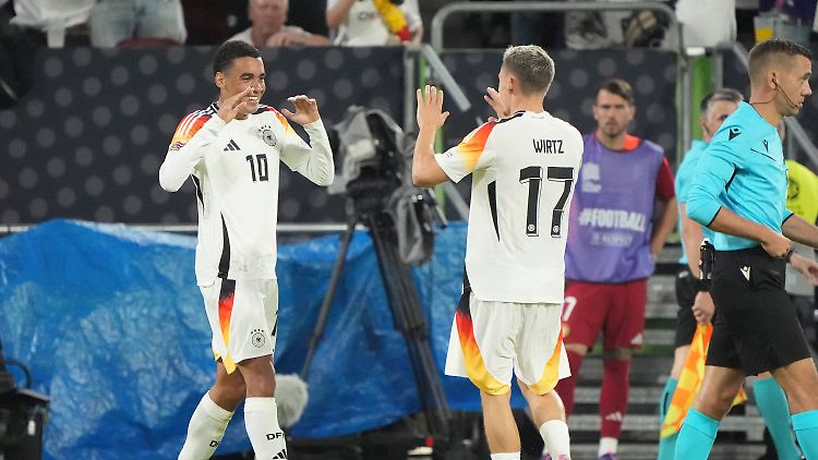 Beim FC Bayern hätten sie sicher nichts dagegen, wenn Jamal Musiala und Florian Wirtz bald gemeinsam für die Münchner spielen würden.