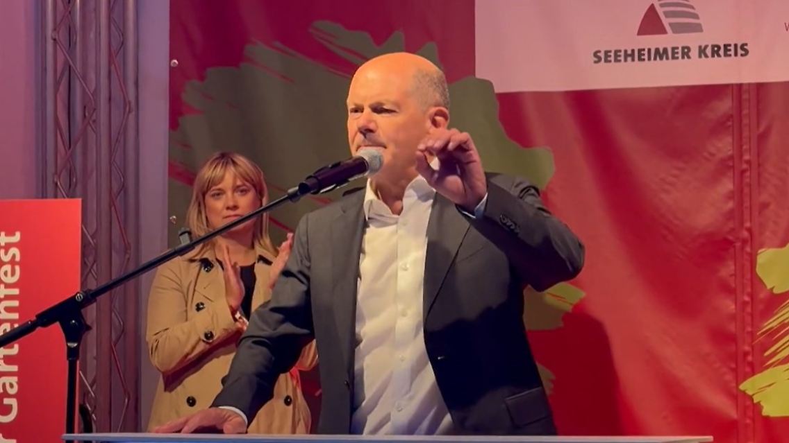 scholzMerz .jpg