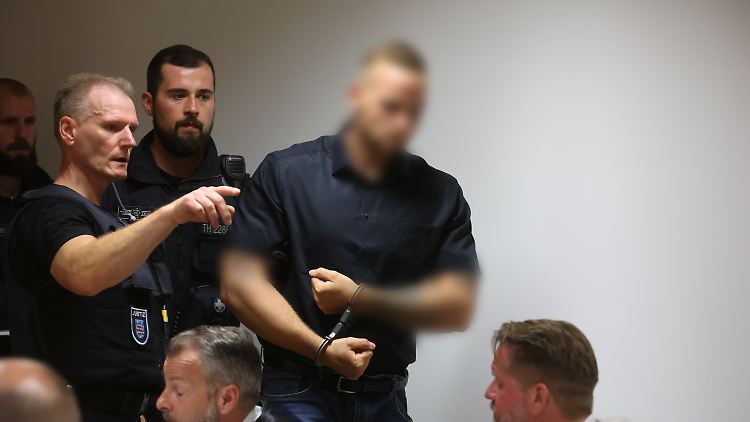 Ein "Knockout 51"-Mitglied vor Gericht: Vier Männer wurden zu mehrjährigen Haftstrafen verurteilt.