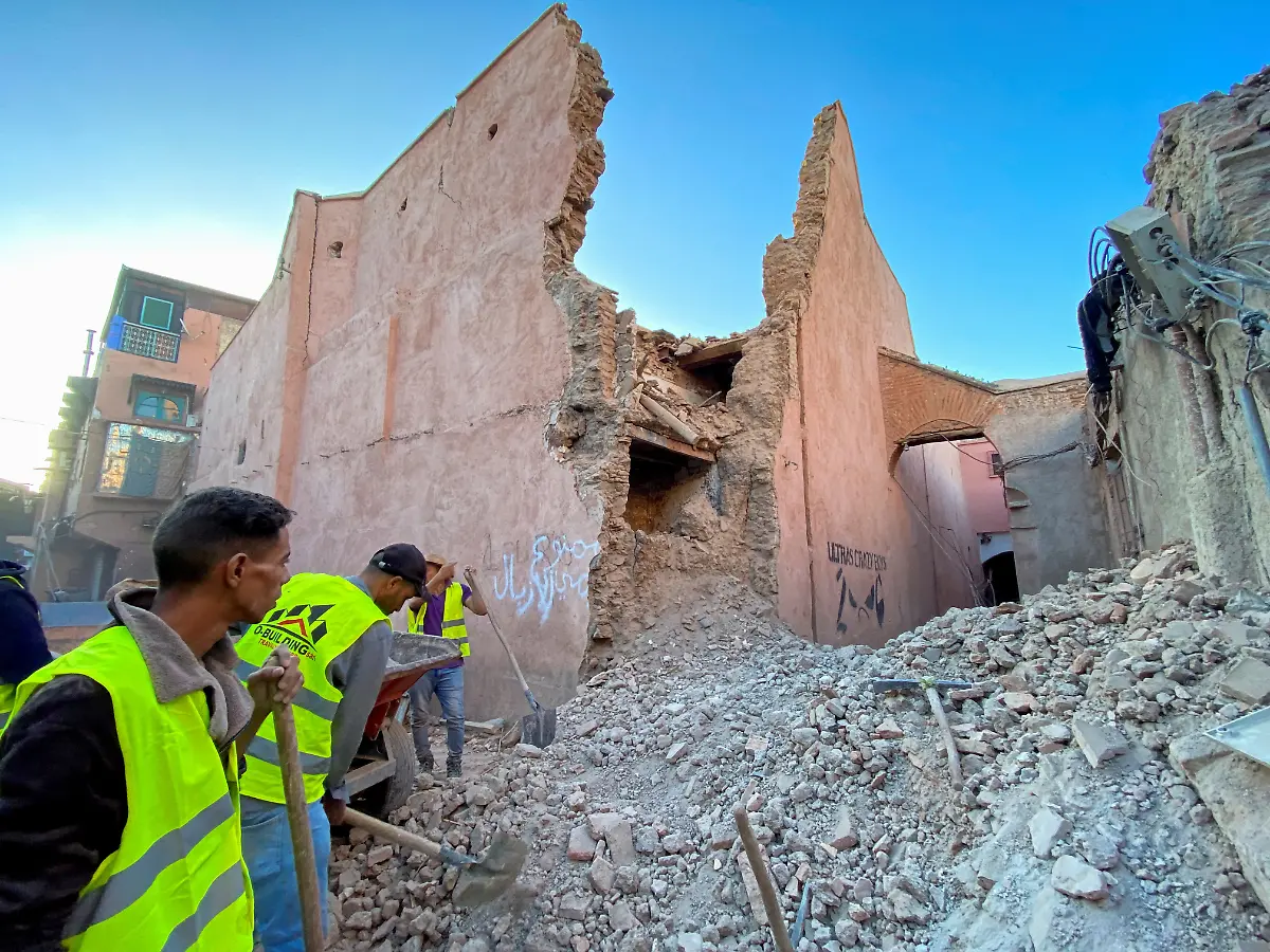 2023-09-09T081028Z-1417888762-RC2U43AEAKXE-RTRMADP-3-MOROCCO-QUAKE