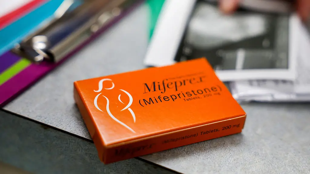 2023-08-25T154630Z-1658012635-RC2GI0AGNFAL-RTRMADP-3-USA-ABORTION-PILL-WEST-VIRGINIA