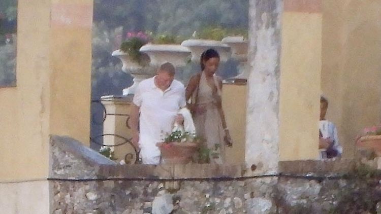 Boris Becker und Lilian de Carvalho Monteiro bei einem Vorabbesuch im Kloster Cervara.
