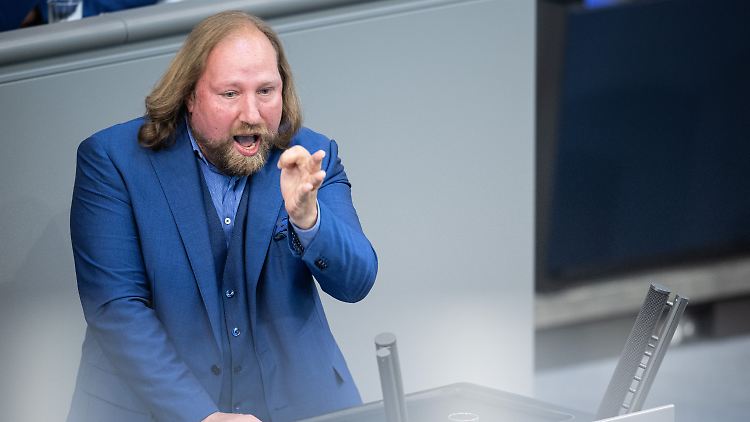Eine enge Abstimmung mit Polen sei bei Grenzkontrollen nötig, sagt Hofreiter.