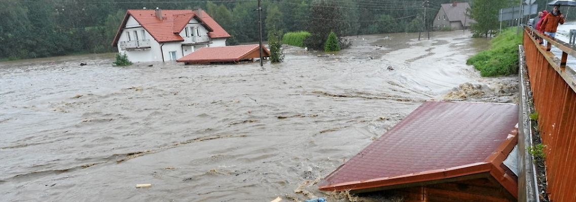 2024-09-15T131828Z_1996842368_RC2X0AAPUKDV_RTRMADP_3_EUROPE-WEATHER-CENTRAL-EUROPE-FLOODS-POLAND (1).JPG