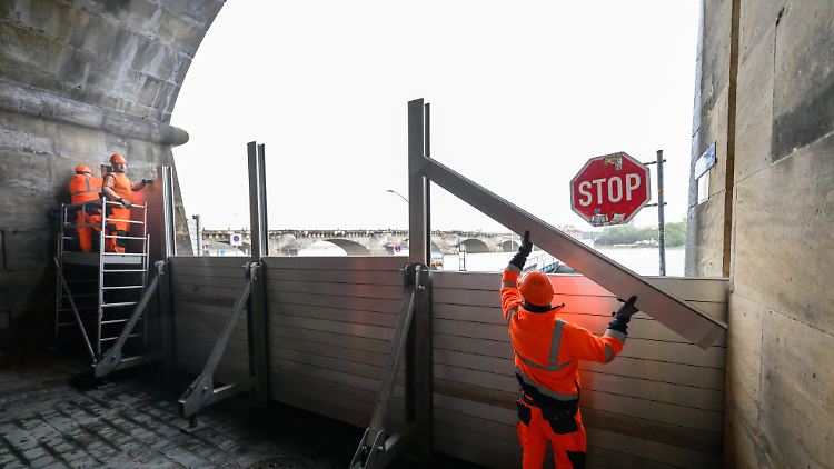 Dresden bereitet sich auf einen weiteren Anstieg des Hochwassers auf mehr als sechs Meter vor.