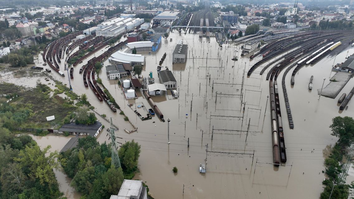 Der Bahnhof von Ostrava: Der Bahnverkehr von und in die tschechische Stadt ist eingestellt.