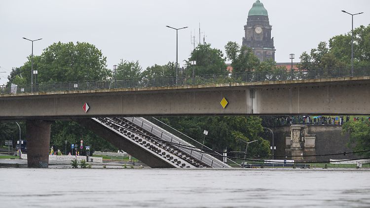 Die Trümmer der Carolabrücke sind so weit beseitigt, dass es zu keiner Verschärfung der Hochwassersituation kommen sollte.