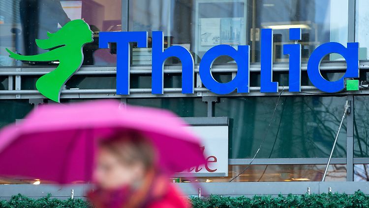 Der Branchenriese Thalia kann sich behaupten, Konkurrent Weltbild ist insolvent.