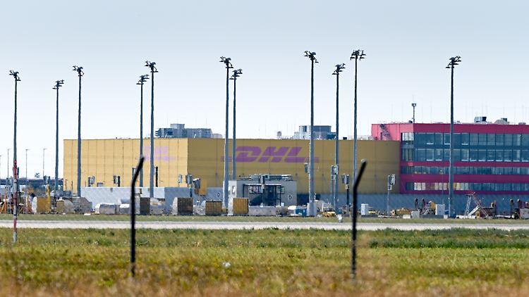 Das Logistikzentrum ist ein weltweites Drehkreuz für DHL. 