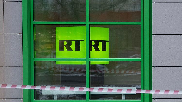 In Deutschland strahlt der TV-Sender RT Deutsch seit 2022 kein Programm mehr aus. In den Sozialen Medien ist die Organisation aber noch aktiv.