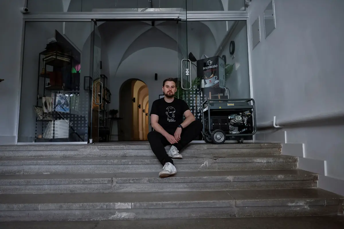 2023-09-06T060255Z-1214506282-RC27K2AFP9YI-RTRMADP-3-UKRAINE-CRISIS-CONCERTS