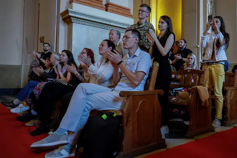 2023-09-06T060243Z-1152840562-RC2SL2AKB9RG-RTRMADP-3-UKRAINE-CRISIS-CONCERTS