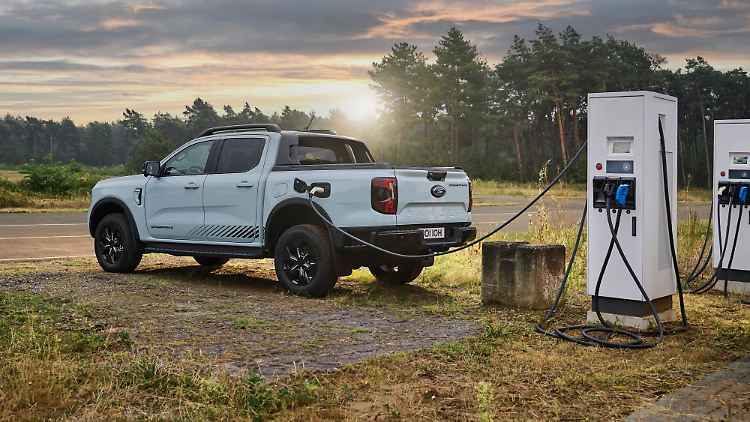 Den Ford Ranger gibt es nun auch als Plug-in-Hybrid.