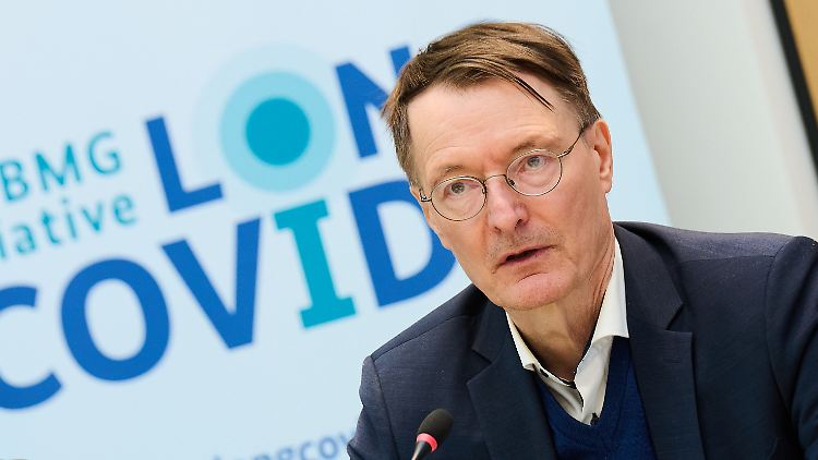 Long Covid wird weiterhin ein großes Thema in Deutschland bleiben, erklärte Gesundheitsminister Lauterbach. 