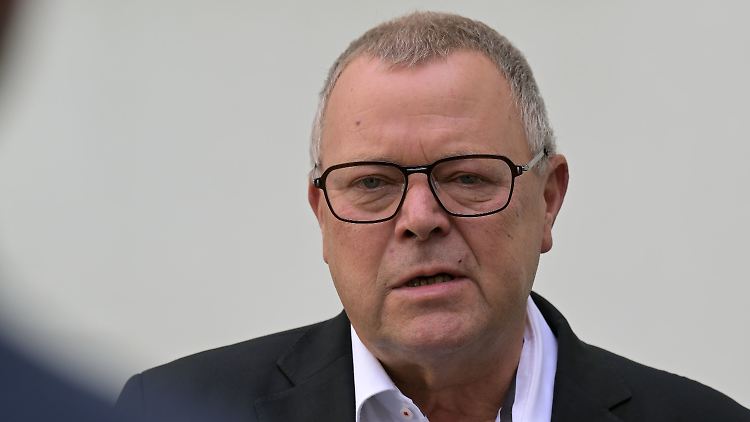 "Das individuelle Recht auf Asyl ist im Grundgesetz nicht mehr nötig", sagte Brandenburgs Innenminister Michael Stübgen.  