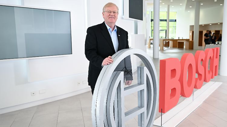 Bosch-Chef Hartung bei der Bilanz-Pressekonferenz im April. 