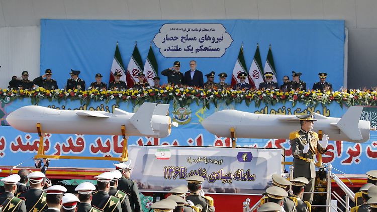 Die "Shahed 136-B" wurde in Teheran vorgeführt.