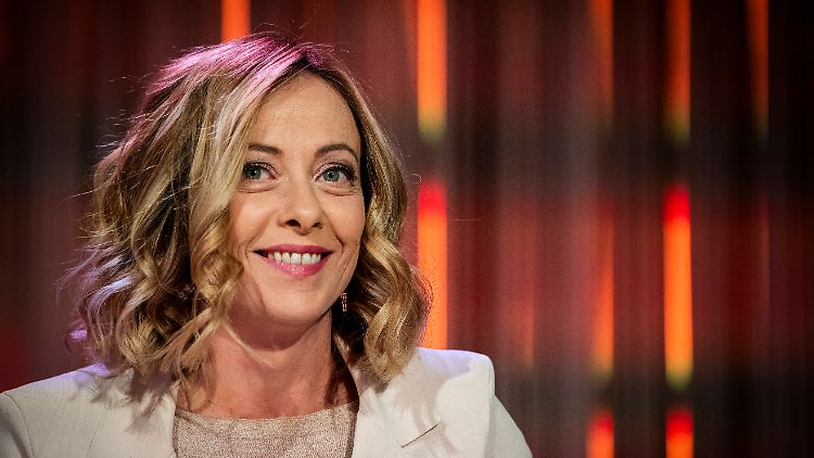 Fratelli-Chefin Giorgia Meloni führt seit bald zwei Jahren eine Koalition aus drei Rechtsparteien. Auf Instagram und anderen Internet-Plattformen ist sie sehr aktiv.