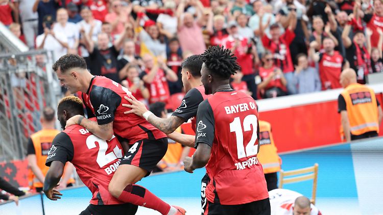 Boniface trifft, Leverkusen dreht durch.