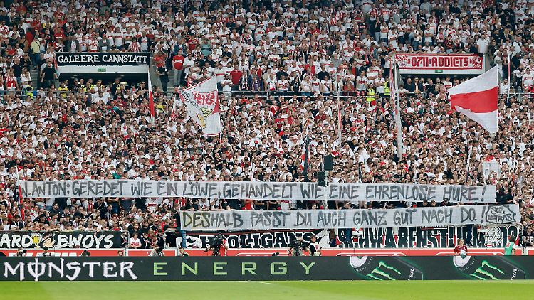 "Wenn es persönlich wird, geht es es zu weit", erklärte Sutttgart-Boss Wohlgemuth auch zu diesem Banner. 