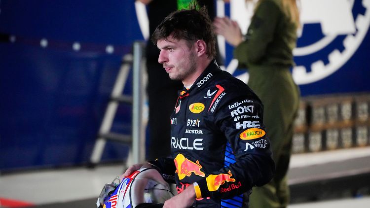Max Verstappen kann über den Weltverband nur den Kopf schütteln.