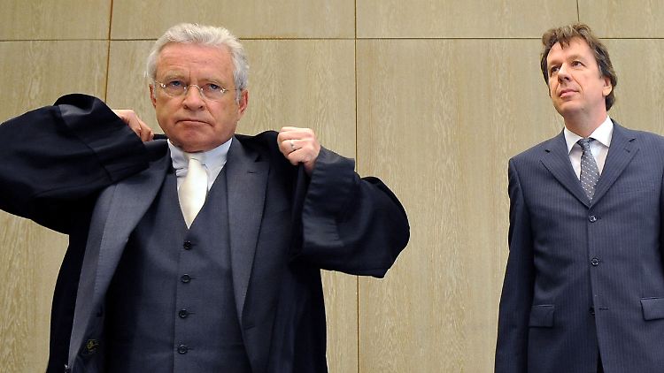 Kachelmann mit seinem Anwalt Schwenn.