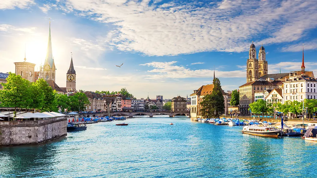 In-Zuerich-lebten-Ende-2022-geschaetzt-rund-427-500-Einwohner-Damit-ist-Zuerich-die-groesste-Stadt-der-Schweiz