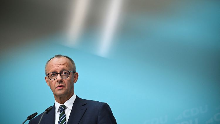 Merz wird nach eigenen Angaben "mit großer Demut" Kanzlerkandidat der Union.