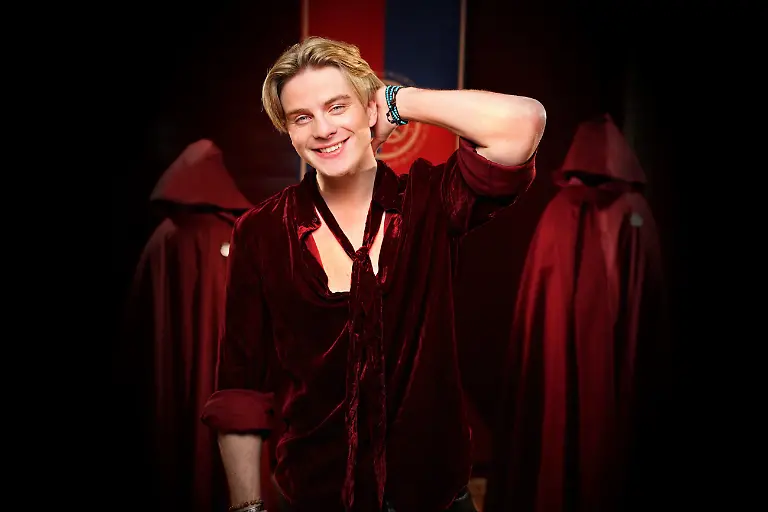 e48050f8-d8cc-41e8-8c96-83eeab54e412-bbbeb2d7-5b76-4565-8051-24b7527f686c