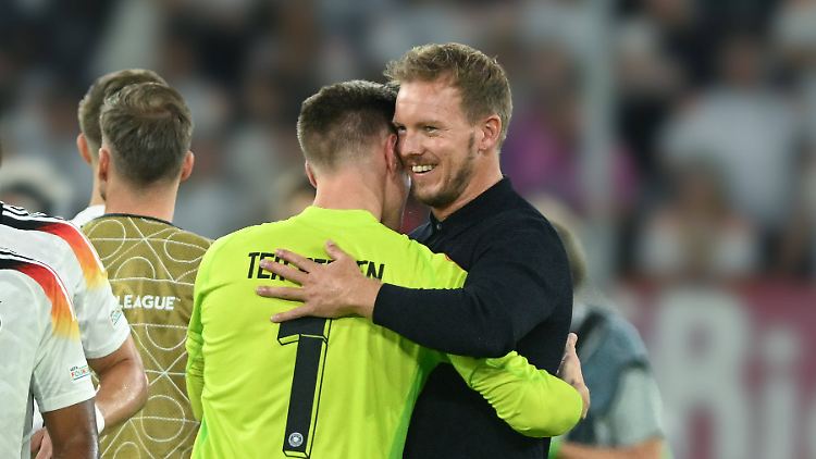 Nach dem Spiel gegen Ungarn Anfang September herzte Nagelsmann seine "klare Nummer eins".