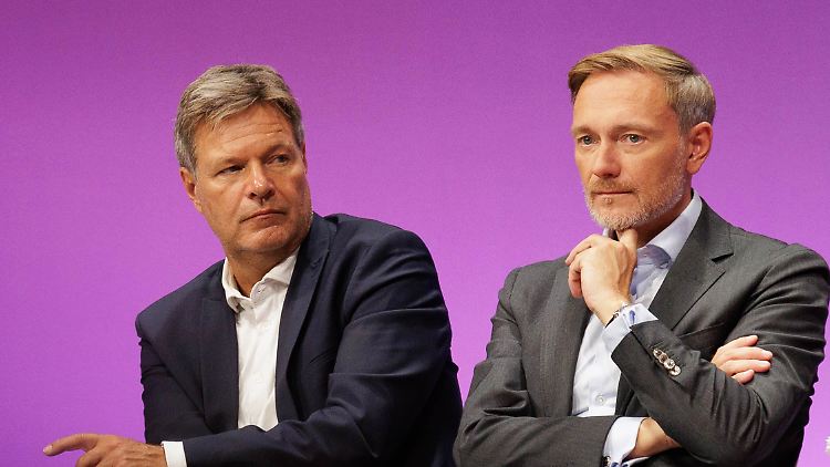 Wahlniederlagen am Fließband hagelt es für die Grünen um Bundeswirtschaftsminister Robert Habeck und die FDP von Finanzminister Christian Lindner.