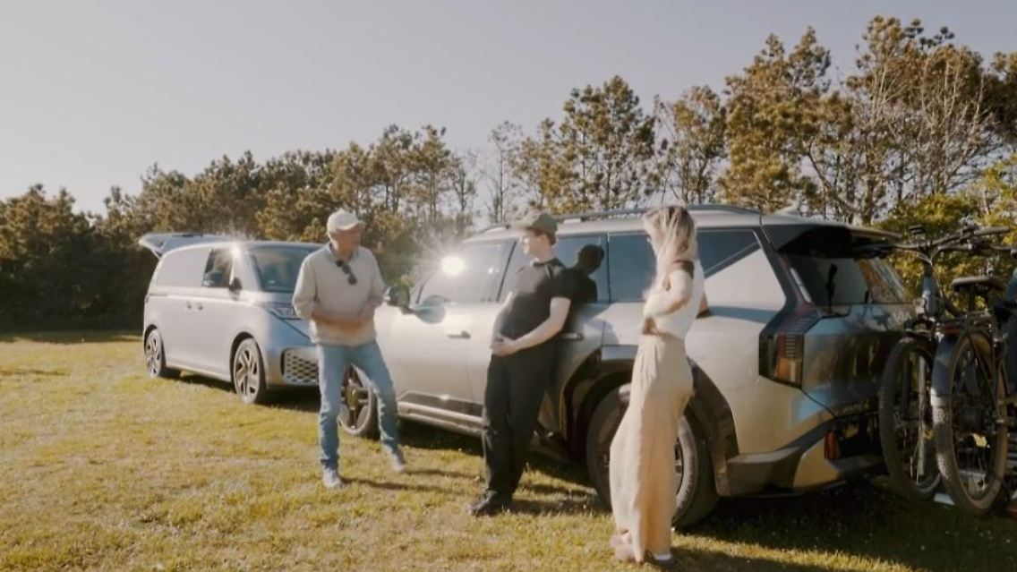 VW_ID_Buzz_KIA_EV9.JPG