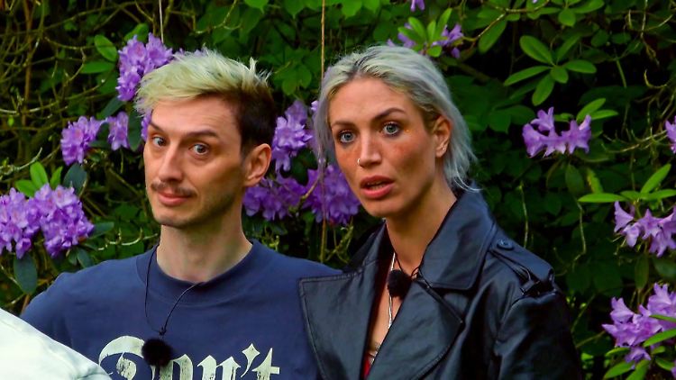 Haben im Sommerhaus keine Freunde: Tessa und und ihr Freund Jakob.