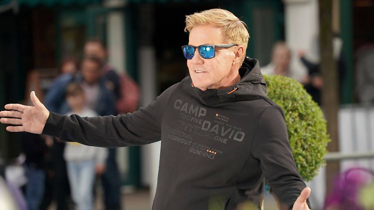 "Fast schon ohnmächtig": Dieter Bohlen schildert seine zurückliegende Sepsis.