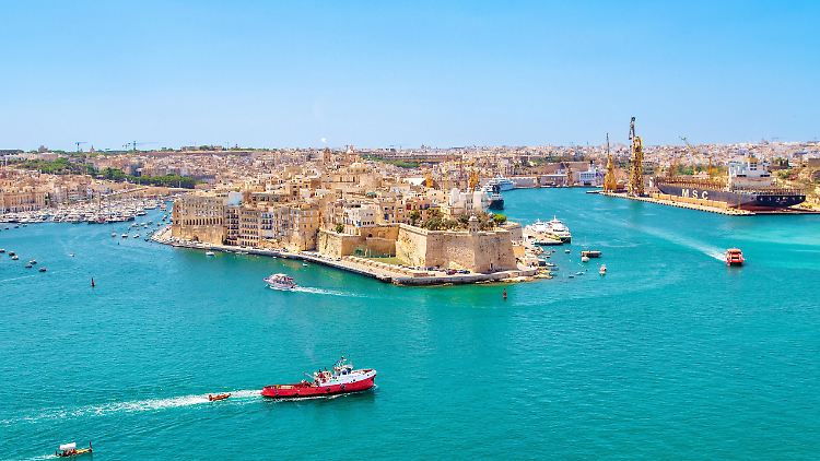 Blick auf den Hafen der maltesischen Hauptstadt Valetta.