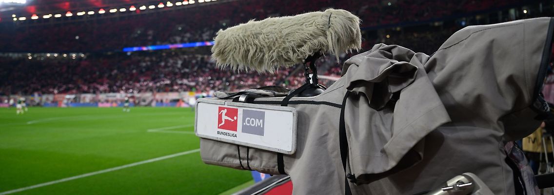 In der Auseinandersetzung um TV-Rechte der Fußball-Bundesliga hat DAZN einen juristischen Sieg errungen.