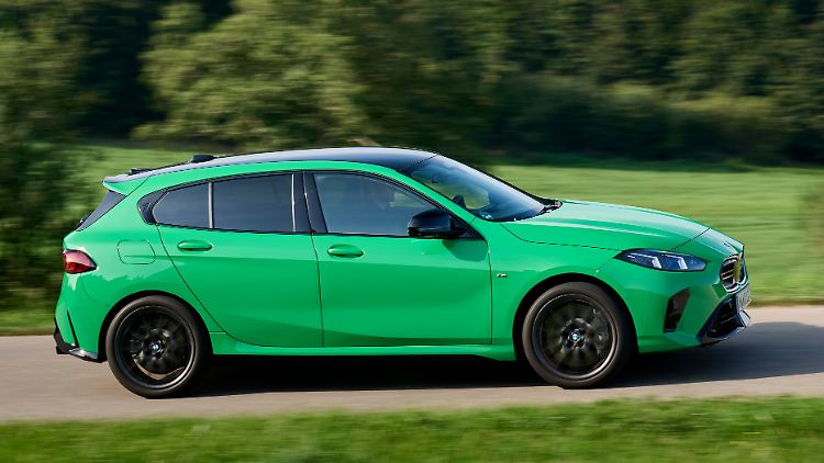 Dank etwas mehr Länge und Höhe wird BMWs neuer Kompakter erwachsen. Am Radstand ändert sich jedoch nichts.