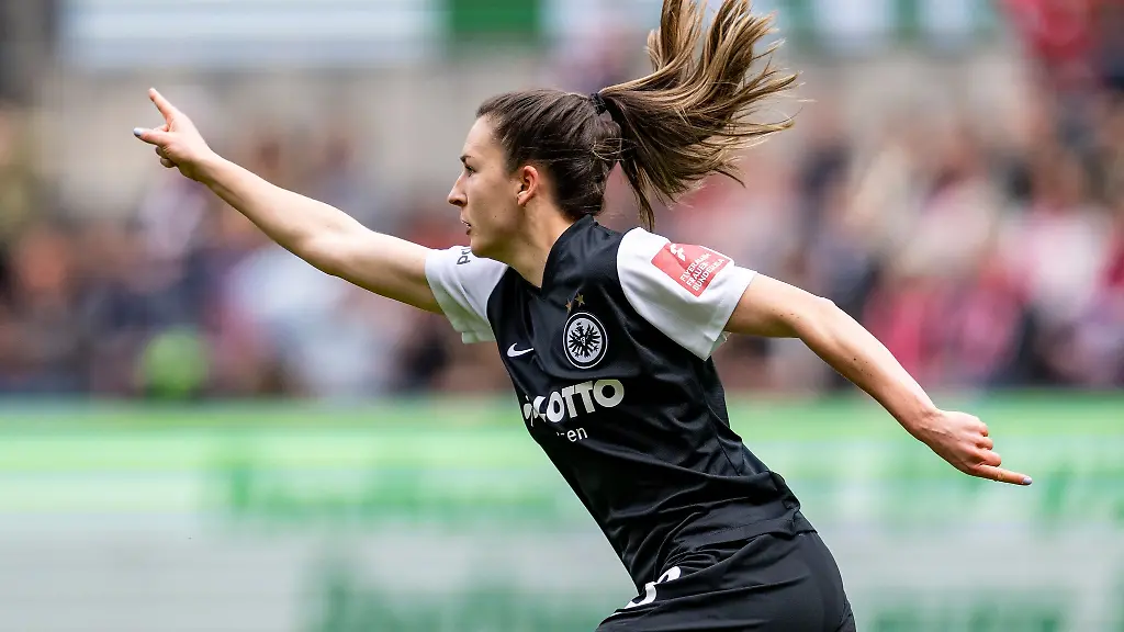 Eintracht-Frankfurts-Barbara-Dunst