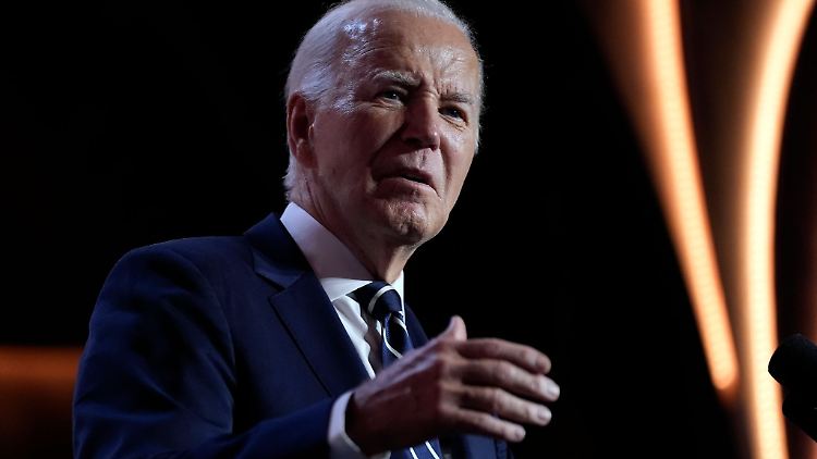 US-Präsident Joe Biden gibt Donald Trump die Schuld an der aufgeheizten Stimmung vor der Wahl.
