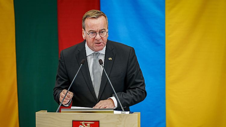 "Die Ukraine war ein Weckruf", warnte Pistorius. 