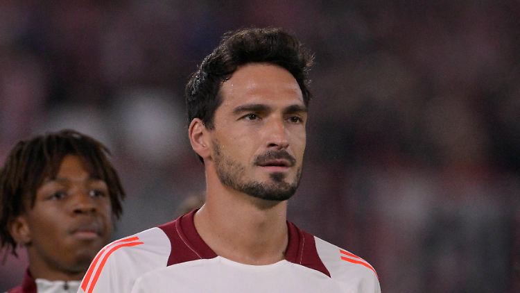Mats Hummels saß wieder nur auf der Bank.
