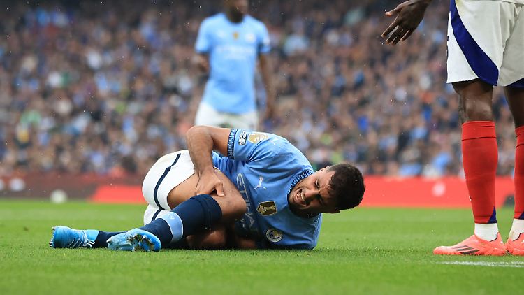 Starspieler Rodri von Manchester City verletzte sich schwer - eine Folge der hohen Belastung?