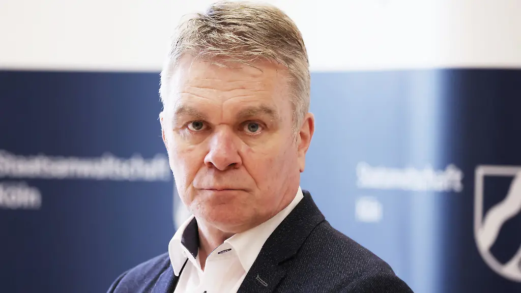 4504678771050cc8cacfce0bcba04fa4