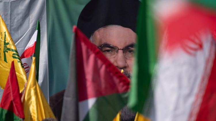 Nasrallah wird von der Hisbollah wie ein Gott angesehen.