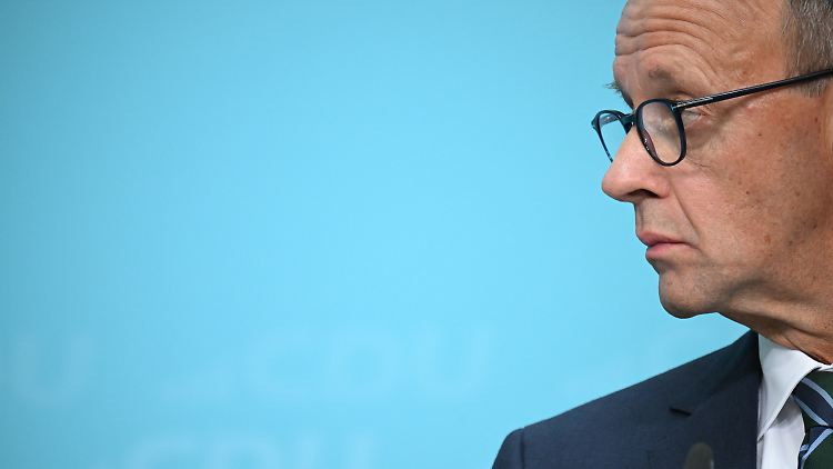 Arbeit könne "ein Stück unserer Lebenserfüllung, ein Stück der Selbstverwirklichung" sein, findet CDU-Chef Merz.