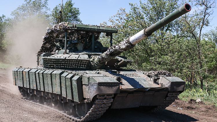 Russland vergrößert seinen Verteidigungshaushalt zum wiederholten Mal.
