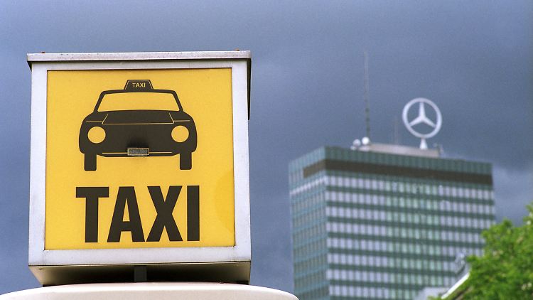Gehörten lange untrennbar zusammen: das deutsche Taxigewerbe und der Mercedes-Stern.