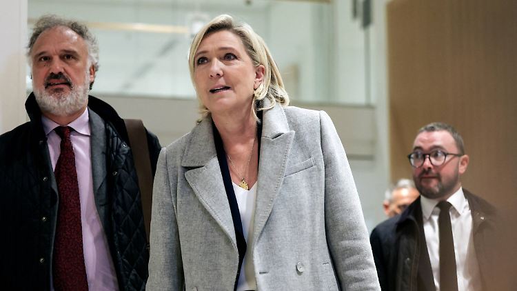 Marine Le Pen weist die Vorwürfe der Anklage zurück. 