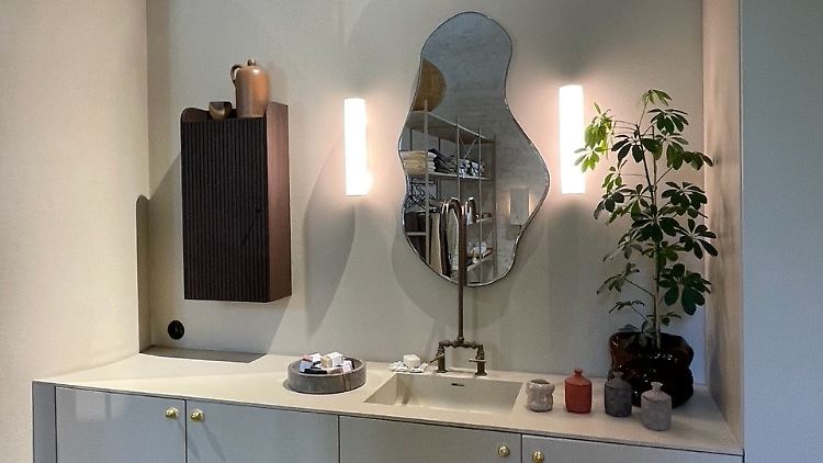 Bloß nicht zu viel Gedøns, auch nicht im Bad (hier im Ferm Living Showroom and Store).